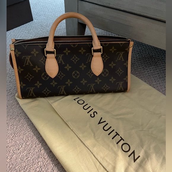 Louis Vuitton Popincourt Vintage Triangle Bag - Picture 7 of 9